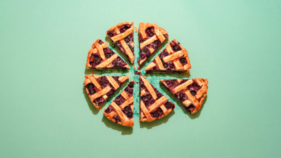 Blueberries,Tart,With,Lattice,Crust,On,A,Green,Background,,Above